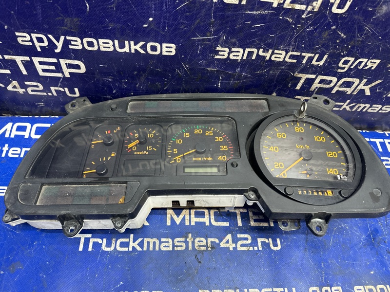 Панель приборов ISUZU FORWARD FRD34L4 6HK1 2006 (б/у)