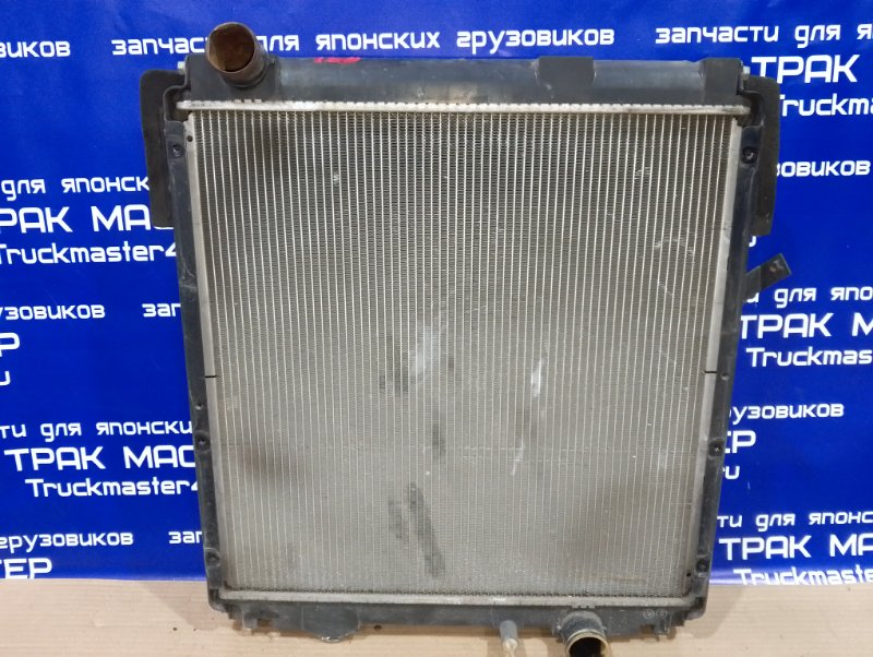 Радиатор охлаждения двигателя MITSUBISHI CANTER FE83DY 4M50 2007 (б/у)
