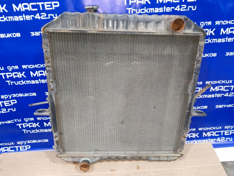 Радиатор охлаждения двигателя ISUZU FORWARD FSR32D 6HE1 1994 (б/у)