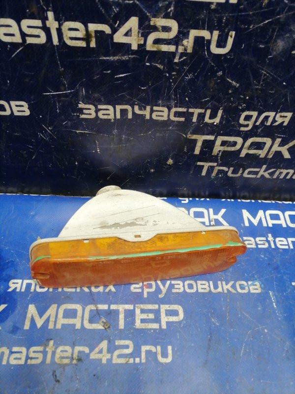 Повторитель поворота в бампер ISUZU FORWARD FSR32D 6HE1 1994 левый (б/у)