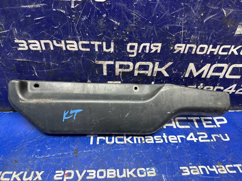 Пластик салона ISUZU FORWARD FRD34L4 6HK1 2006 (б/у)