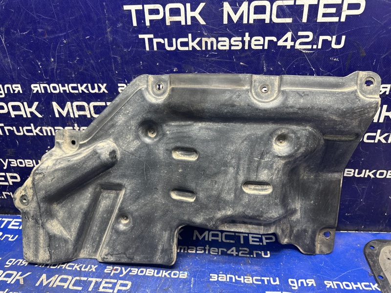 Защита двигателя ISUZU FORWARD FRR32JB 6HE1 1991 (б/у)