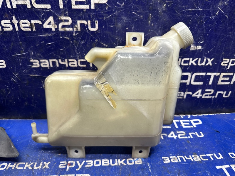 Бачок расширительный ISUZU ELF NJR85 4JJ1 2008 (б/у)