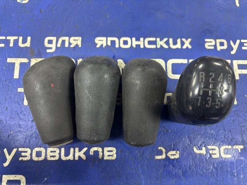 Ручка рычага переключения КПП ISUZU FORWARD FSR32D 6HE1 1994 (б/у)