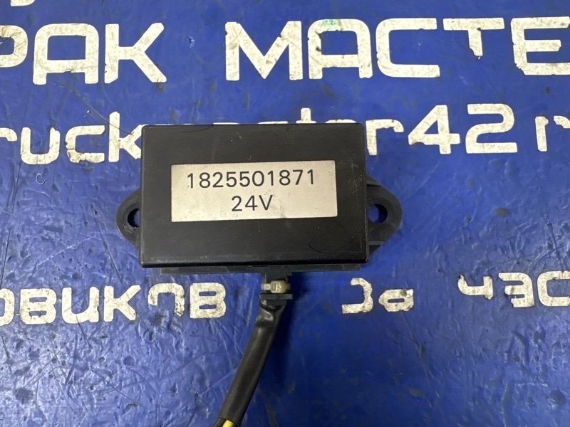 Блок управления ISUZU FORWARD NRR35E 6HL1 2004 (б/у)