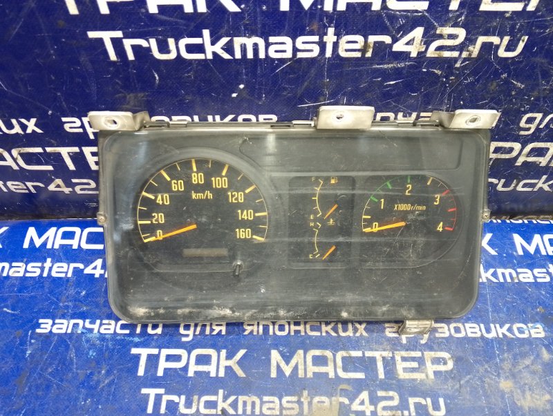 Панель приборов ISUZU FORWARD NRR35E 6HL1 2004 (б/у)