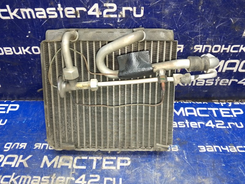 Радиатор кондиционера (испаритель) ISUZU FORWARD FSR32D 6HE1 1994 (б/у)