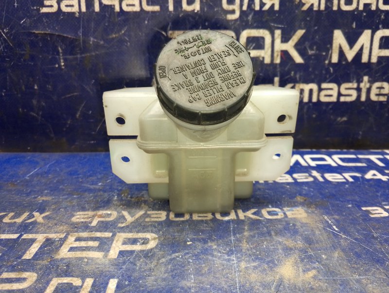 Бачок для тормозной жидкости ISUZU FORWARD NRR35E 6HL1 2004 (б/у)