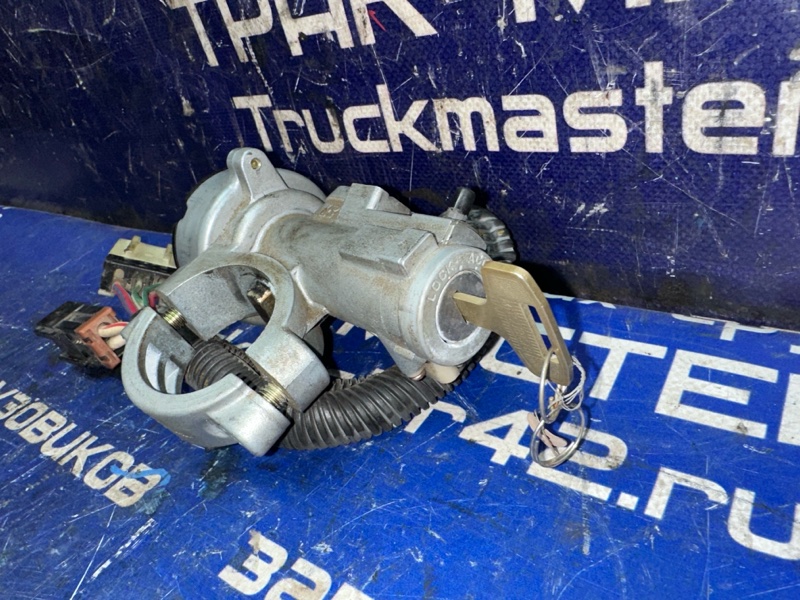 Замок зажигания MITSUBISHI FUSO FK61HE 6M61 2005 (б/у)