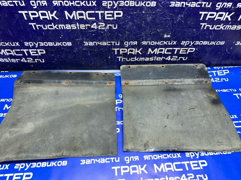 Брызговик MITSUBISHI FUSO FK61HE 6M61 2005 (б/у)