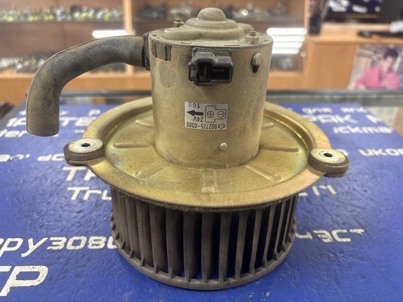 Мотор печки ISUZU FORWARD FRR32JB 6HE1 1991 (б/у)