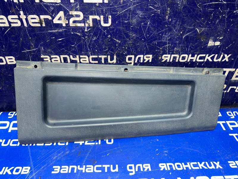 Пластик салона ISUZU FORWARD FRR32JB 6HE1 1991 (б/у)