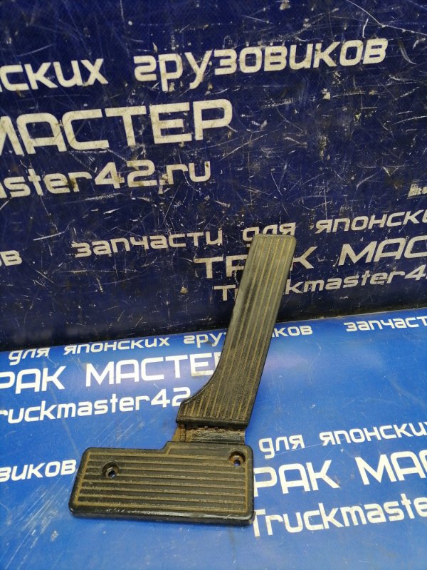 Педаль газа ISUZU FORWARD FRR32JB 6HE1 1991 (б/у)