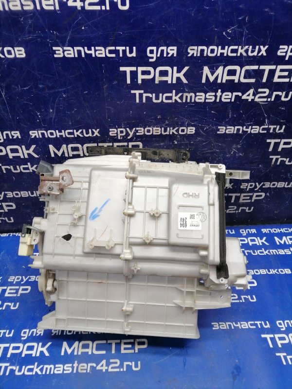 Корпус радиатора печки ISUZU ELF NJR85 4JJ1 2008 (б/у)