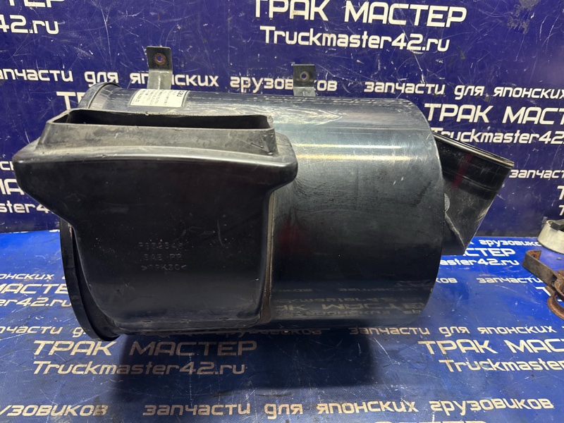 Корпус воздушного фильтра ISUZU FORWARD FRR34H4 6HK1 2005 (б/у)