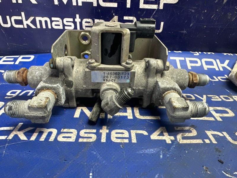 Пневмоэлектроклапан ISUZU FORWARD FRR34L4 6HK1 2006 (б/у)