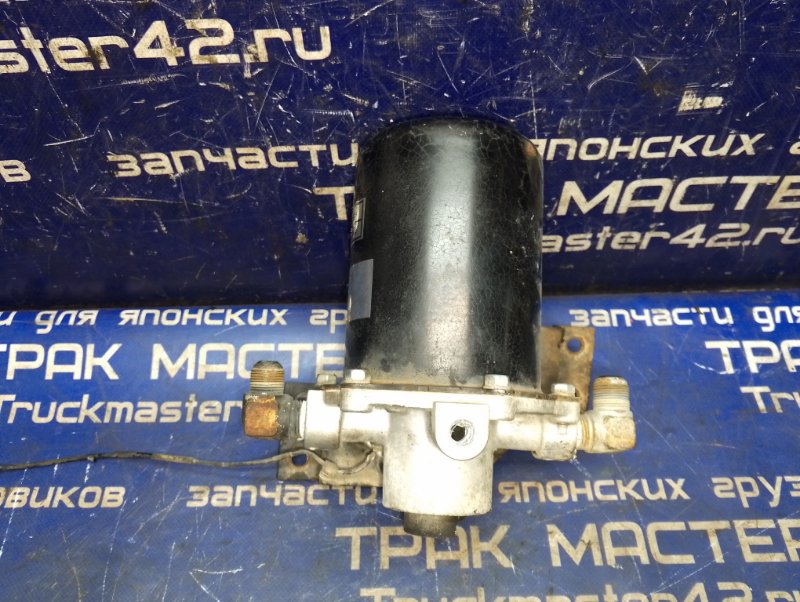 Влагоотделитель ISUZU FORWARD FSR32D 6HE1 1994 (б/у)