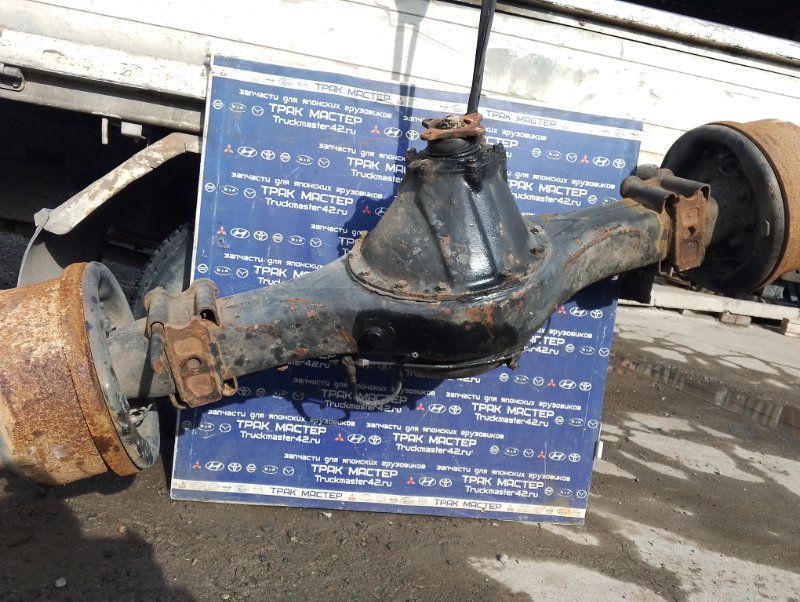 Задний мост MITSUBISHI FUSO FK61HE 6M61 2005 (б/у)