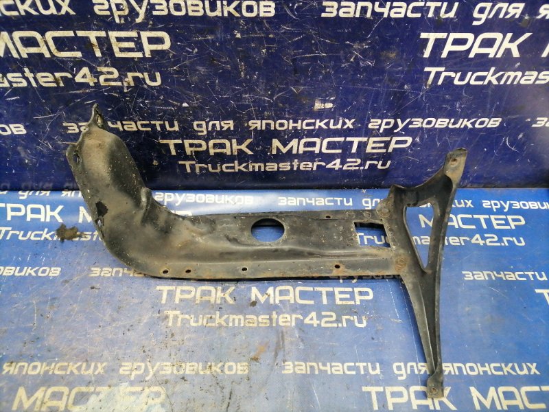 Крепление крыла MITSUBISHI FUSO FK64HK 6M61 2004 (б/у)