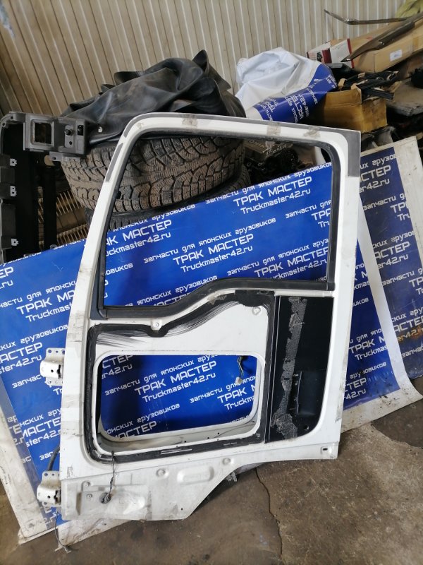 Дверь ISUZU FORWARD FRR34 6HK1 2006 левая (б/у)