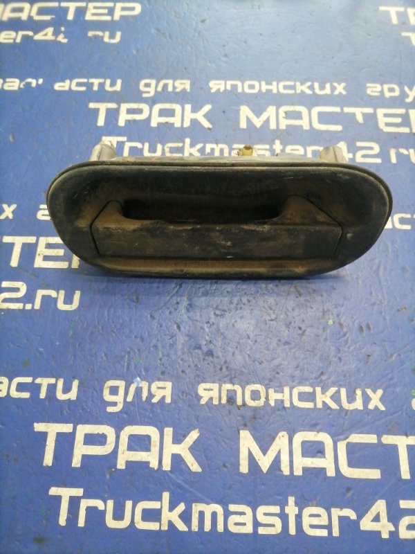 Ручка двери внешняя MITSUBISHI CANTER FB501B 4M40 1998 правая (б/у)
