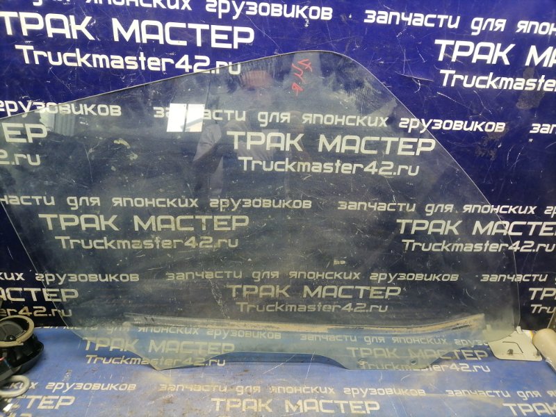 Стекло двери MITSUBISHI CANTER FB501B 4M40 1998 правое (б/у)