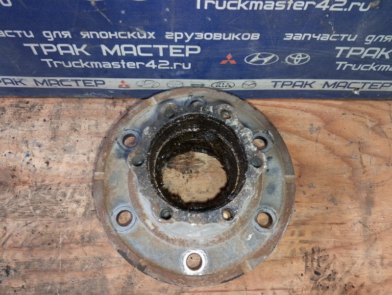 Ступица задняя NISSAN ATLAS G4H41 FD42 1992 (б/у)