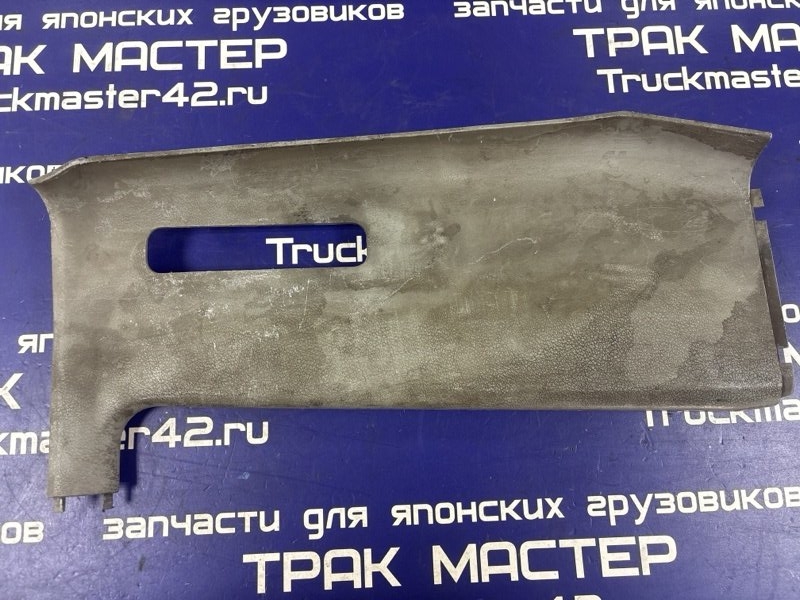 Пластик салона MITSUBISHI CANTER передний правый (б/у)