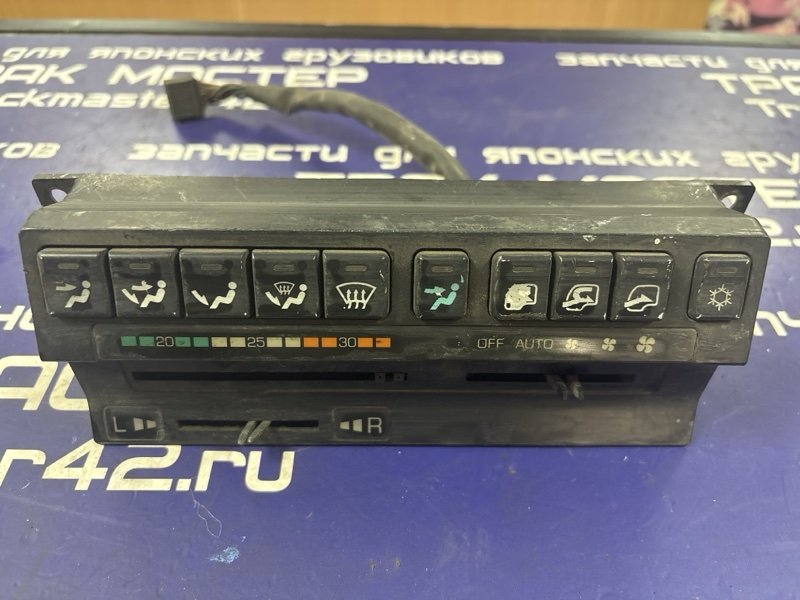 Блок управления климат-контролем MITSUBISHI FUSO передний (б/у)