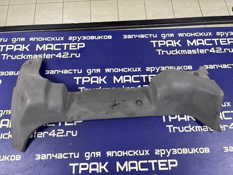 Пластик салона MITSUBISHI CANTER передний правый (б/у)