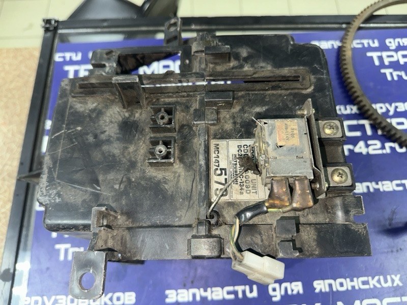Корпус радиатора кондиционера MITSUBISHI CANTER FE638E (б/у)