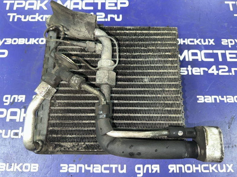 Радиатор кондиционера (испаритель) MITSUBISHI CANTER FE62EE (б/у)