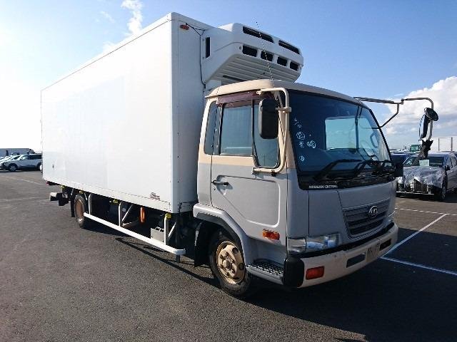 Автомобиль NISSAN DIESEL MK25A FE6 2004 года в разбор