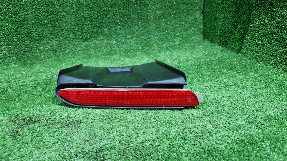 Катафот бампера задний правый Toyota Crown 2014 GRS211 4GRFSE 81910-48012 контрактная