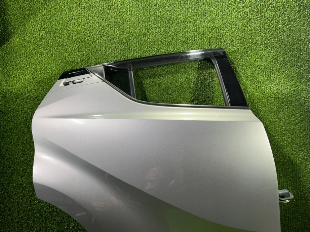 Дверь боковая задняя правая Toyota C-HR ZYX10 2ZRFXE