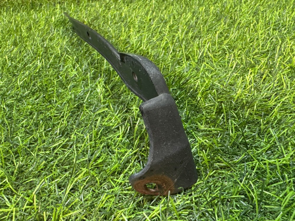 Накладка на крыло передняя правая Mark II 2000 JZX110 1JZGTE