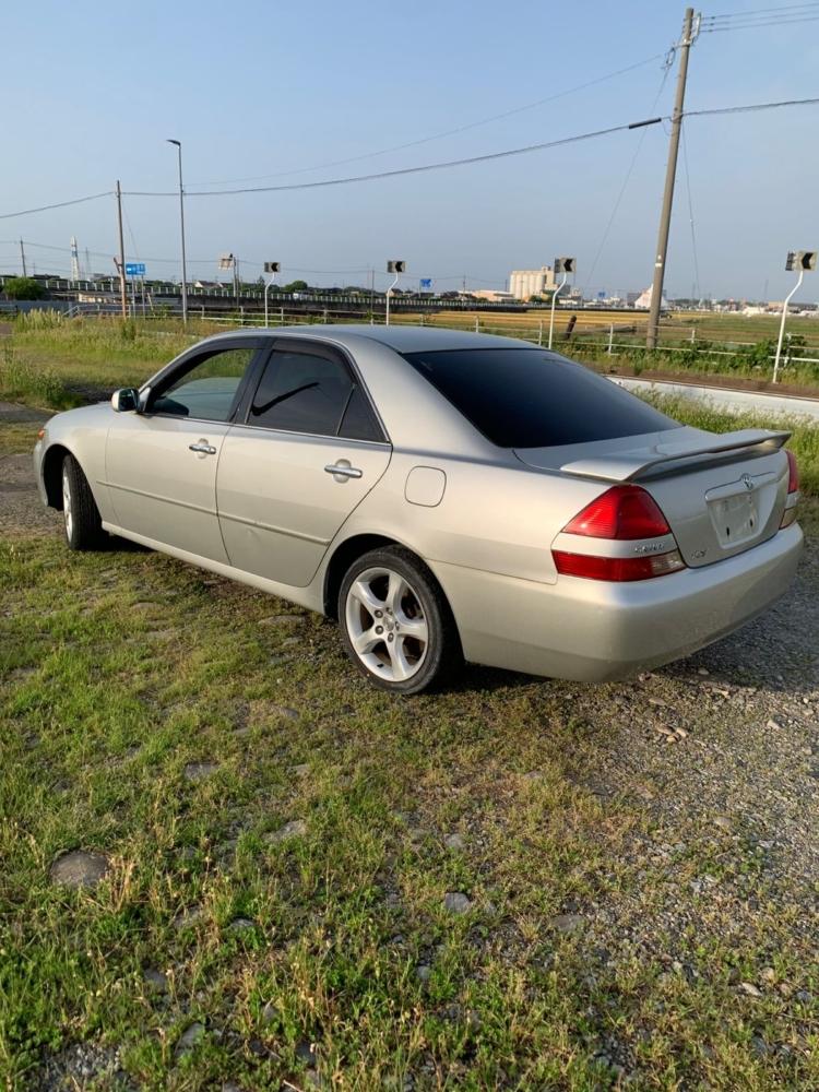 Накладка на крыло передняя левая Mark II 2000 JZX110 1JZGTE