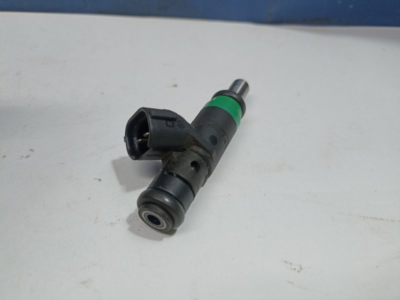 Форсунка топливная A6 2005 4F2 3.0 BBJ
