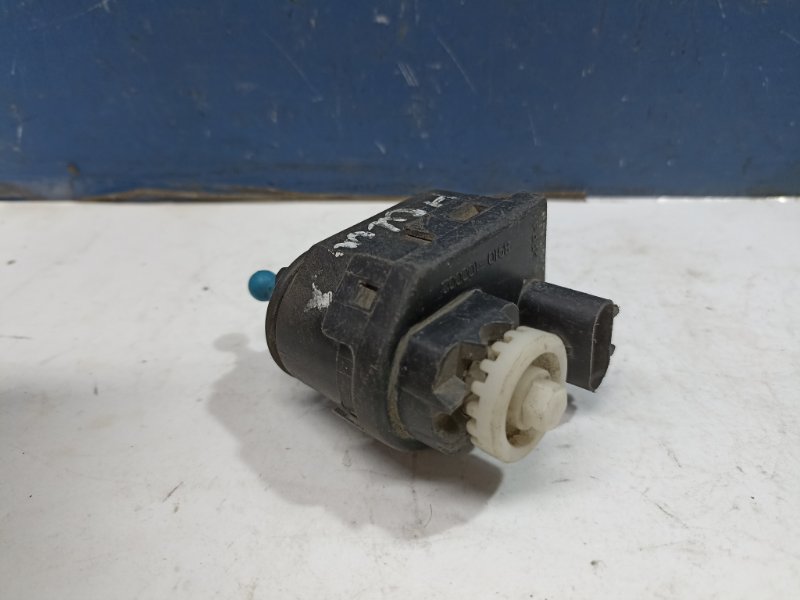 Корректор фары Daewoo Nexia Корректор фары Daewoo Nexia