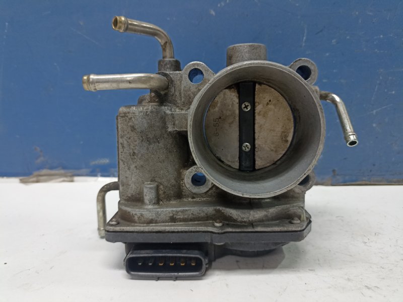 Заслонка дроссельная Toyota Camry 40 2203028070 Б/У