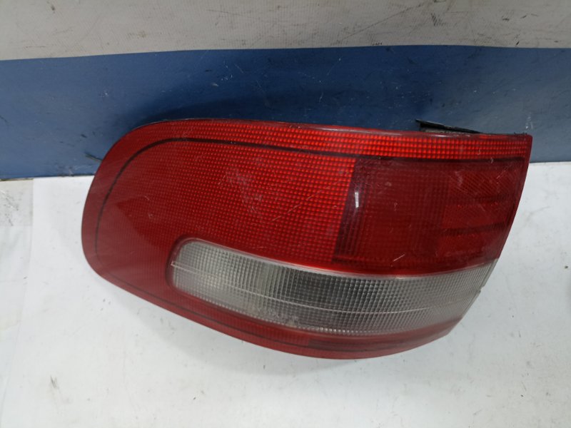 Фонарь задний левый Estima Lucida 1995 CXR20G