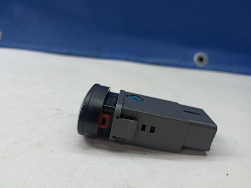 Кнопка аварийки Daewoo Matiz