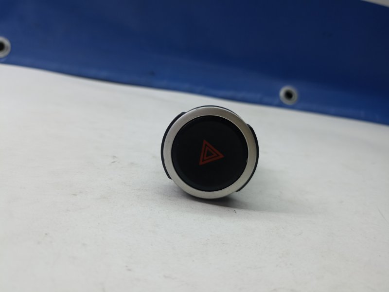 Кнопка аварийки Лада Ларгус 2019 8450000258 Б/У