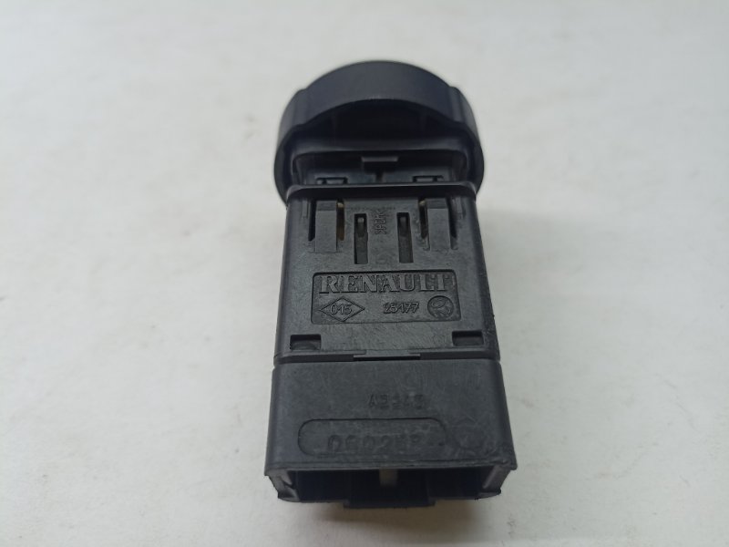 Кнопка аварийки Ларгус 2019