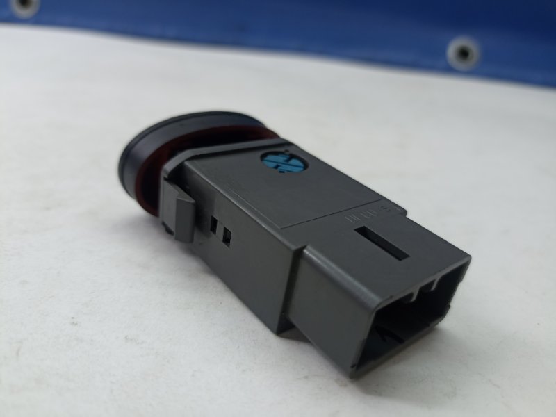 Кнопка аварийки Matiz 2011 Кнопка аварийки Matiz 2011