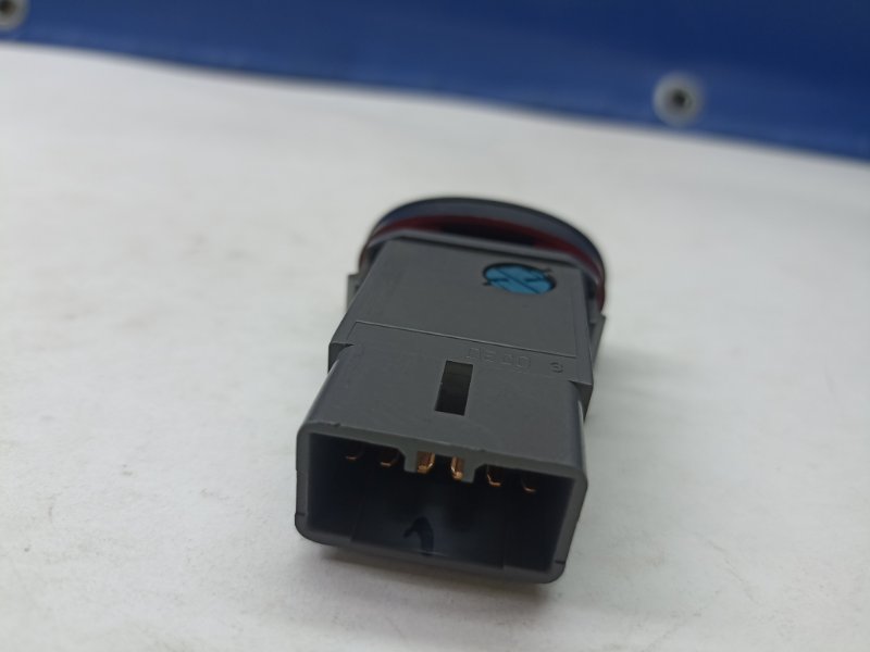 Кнопка аварийки Matiz 2011 Кнопка аварийки Matiz 2011