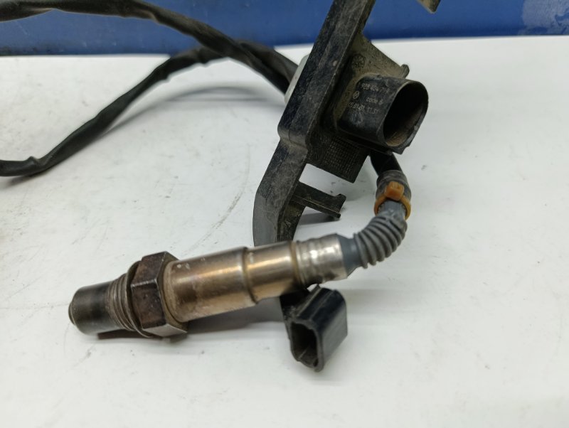 Датчик кислородный Touareg 2006 7L 6.0 BJN