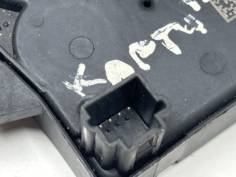 Датчик угла поворота руля Captur 2018