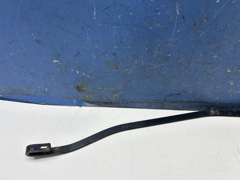 Поводок дворника передний правый Matiz 2010