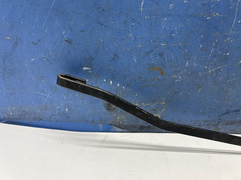 Поводок дворника передний правый Matiz 2010